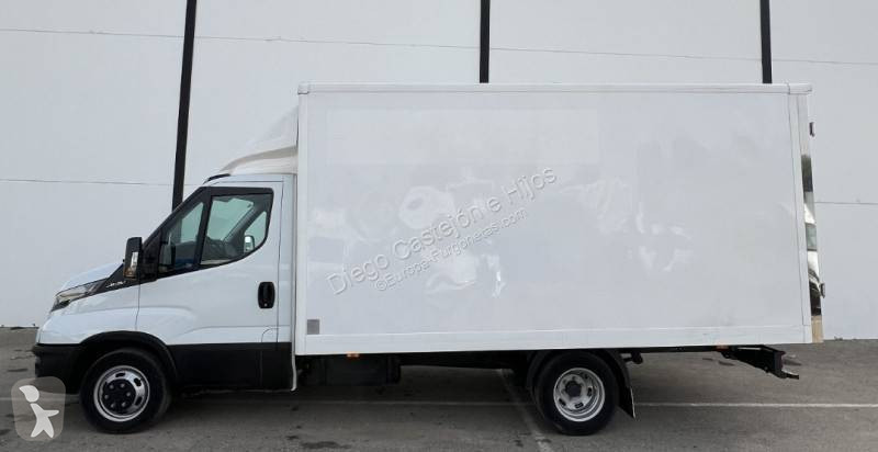 Autoutilitară Iveco