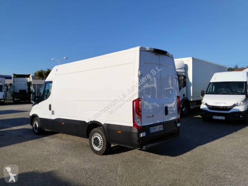Véhicule utilitaire Iveco