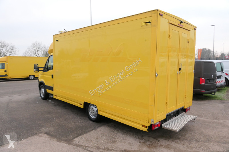 Autoutilitară Iveco Daily 35 S11 C30C AUTOMATIK...