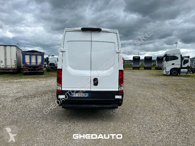 Furgoneta Iveco DAILY 35S12 V H2