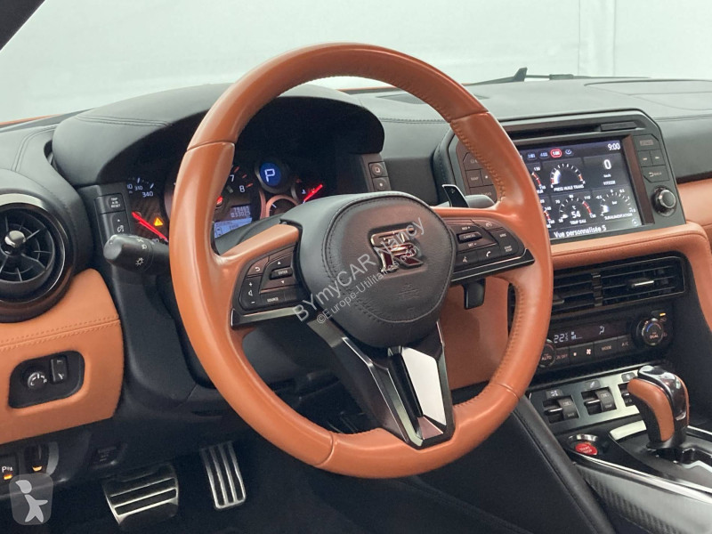 Autoutilitară Nissan GT-R 3.8 V6 570