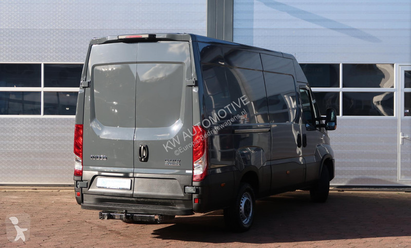 Bedrijfswagen Iveco 35S18HV 3.0 35 L2 H2 AUT/...