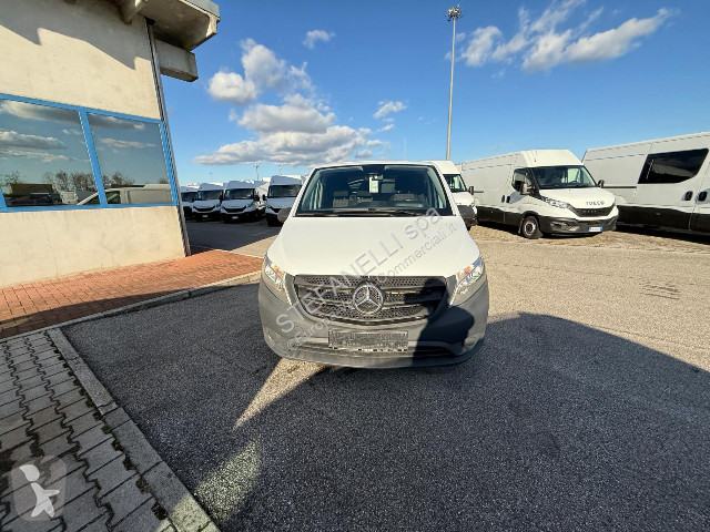 Furgoneta Mercedes VITO 119 CDI LONG