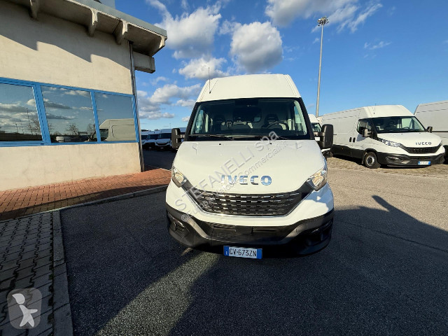 Veicolo commerciale Iveco DAILY 35C16A8 V