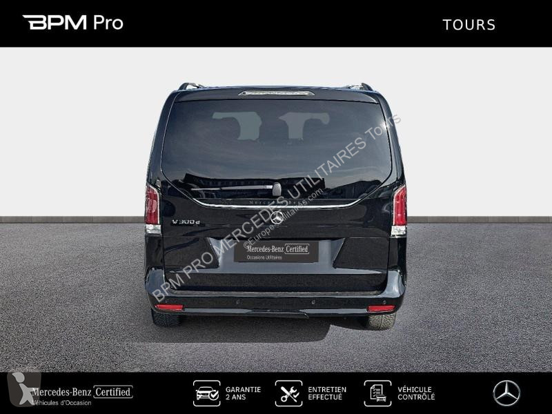 Veicolo commerciale Mercedes 300 d Extra-Long...