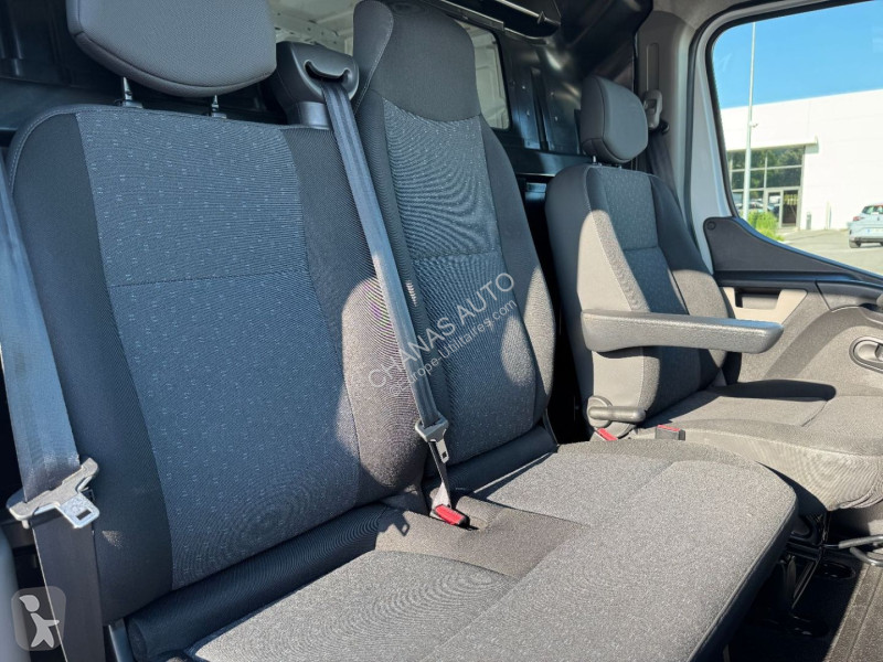 Veículo utilitário Opel F2800 L1H1 2.3 CDTI 110