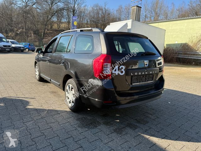 Autoutilitară Dacia II Kombi Laureate