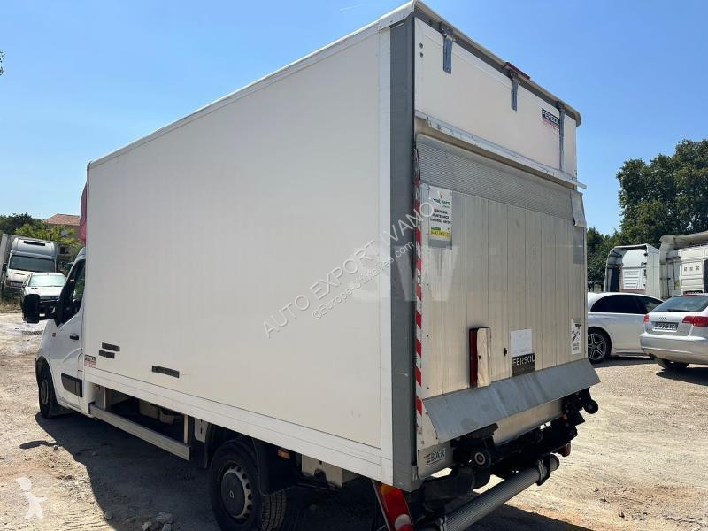 Autoutilitară Renault DCI 145