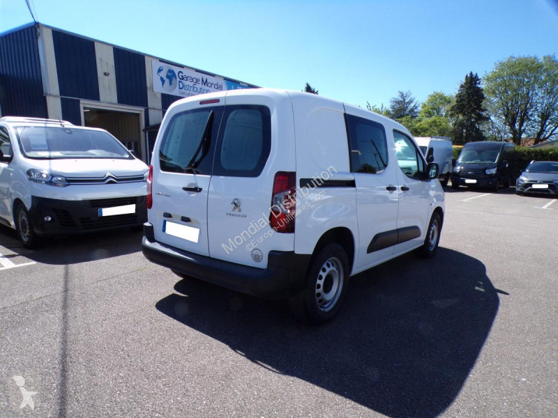 Furgoneta Peugeot HDI 130 EAT 8 charge...