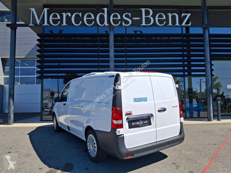 Véhicule utilitaire Mercedes VITO FOURGON 114...