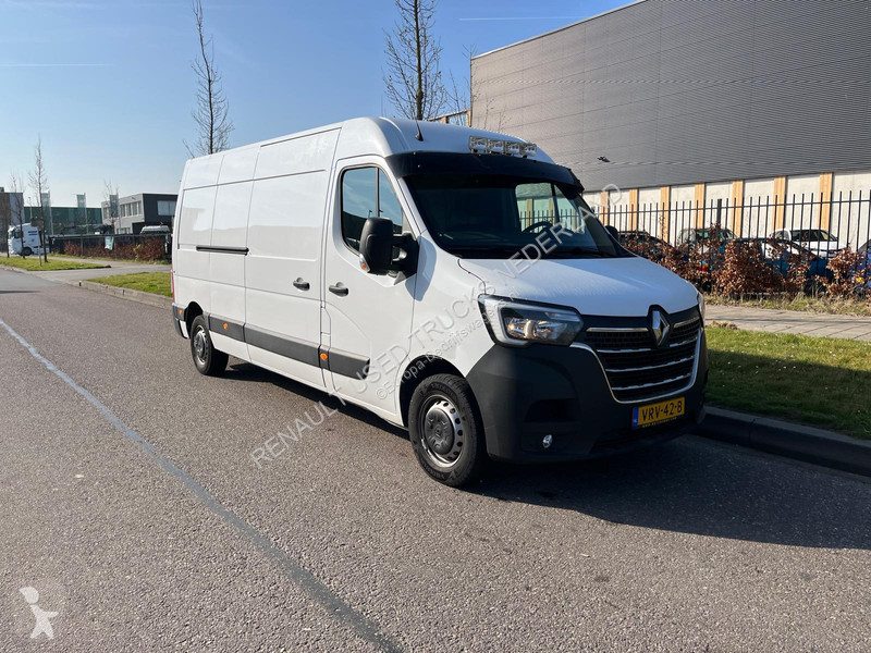 Užitkové vozidlo Renault 135,35 L3 H2,...