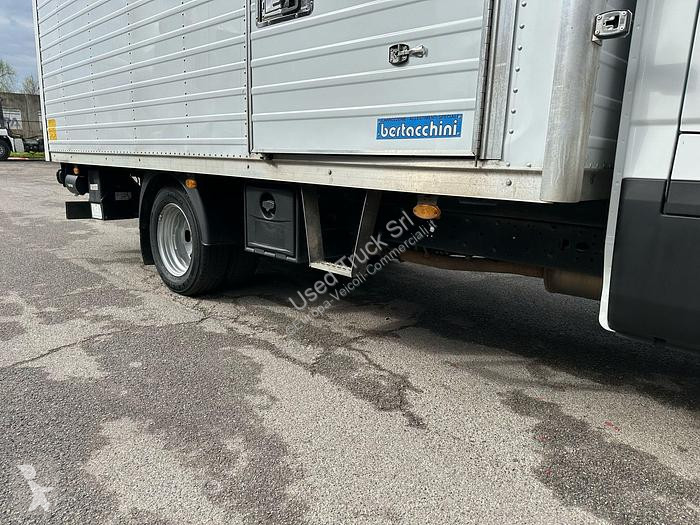 Veículo utilitário Iveco  35C14