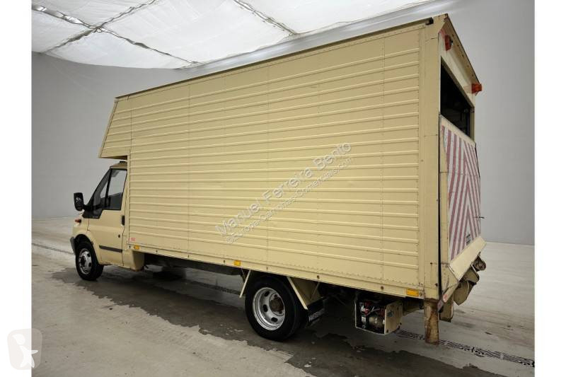 Furgoneta Ford