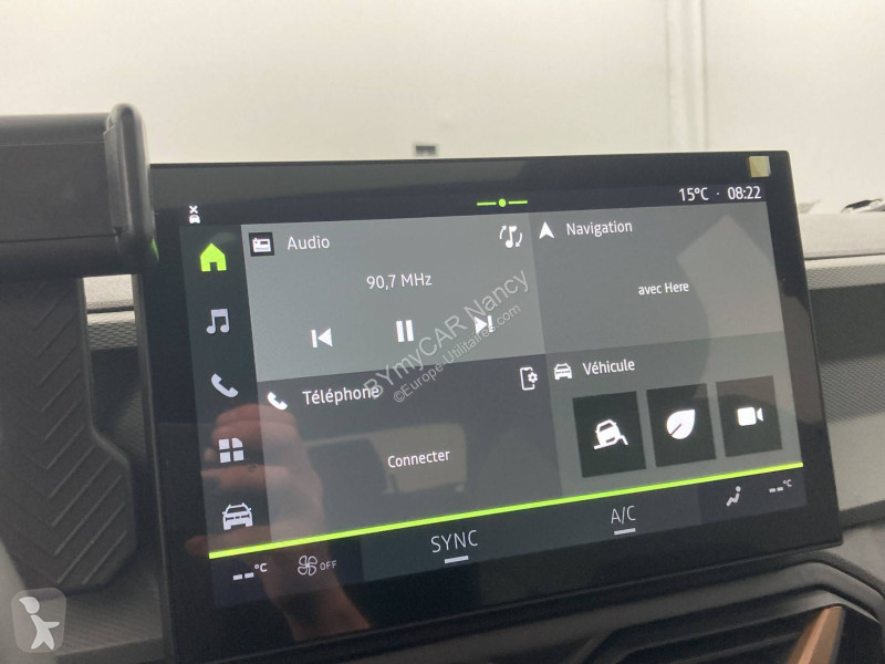 Autoutilitară Dacia Bigster TCe 140