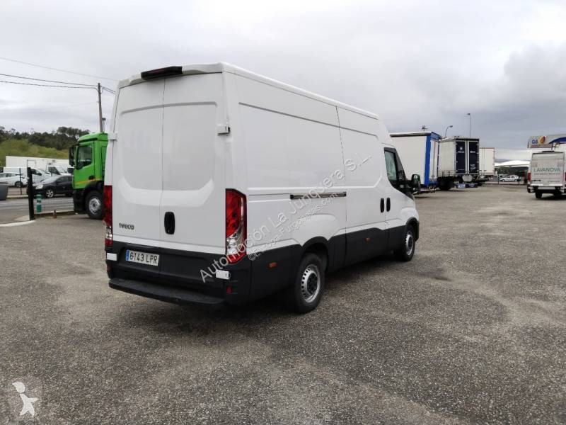 Furgoneta Iveco