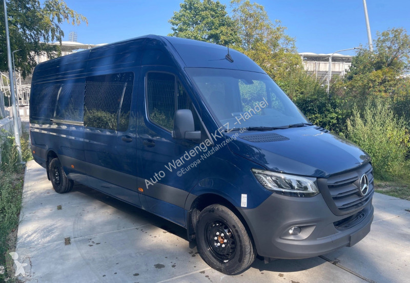 Véhicule utilitaire Mercedes 317 L3H2 6-Sitze