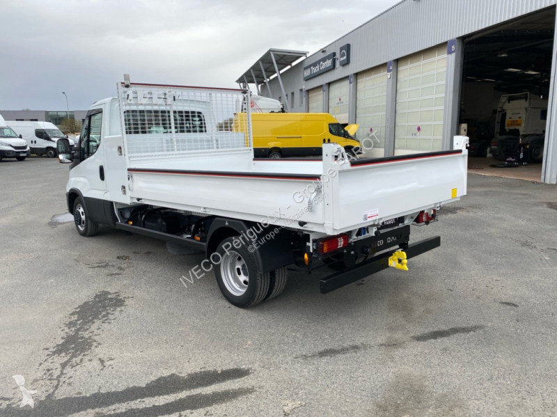 Veículo utilitário Iveco 35C16 empattement 4100