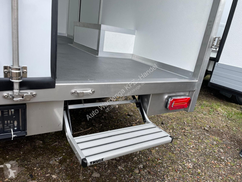 Furgoneta Renault Isolierte Koffer Platform