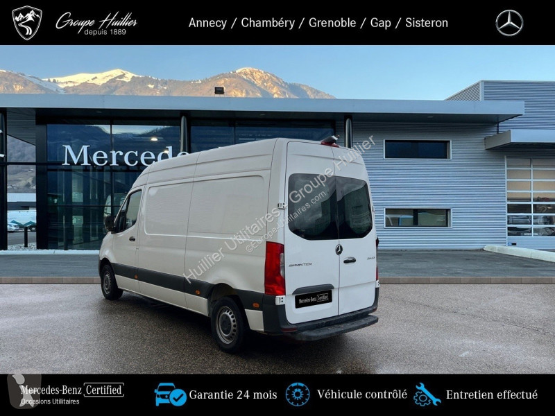 Véhicule utilitaire Mercedes 214 CDI Fg 39S 3T0...