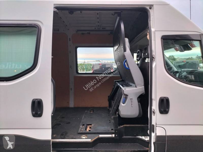 Furgoneta Iveco