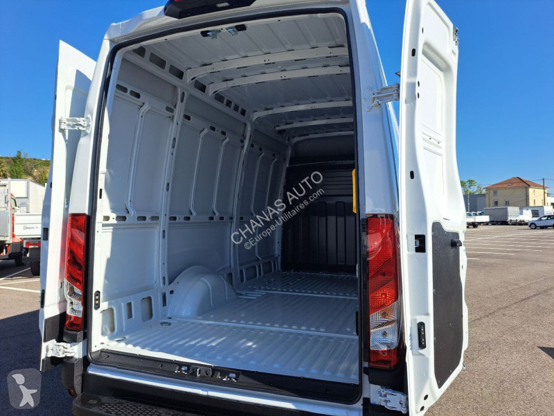 Furgoneta Iveco