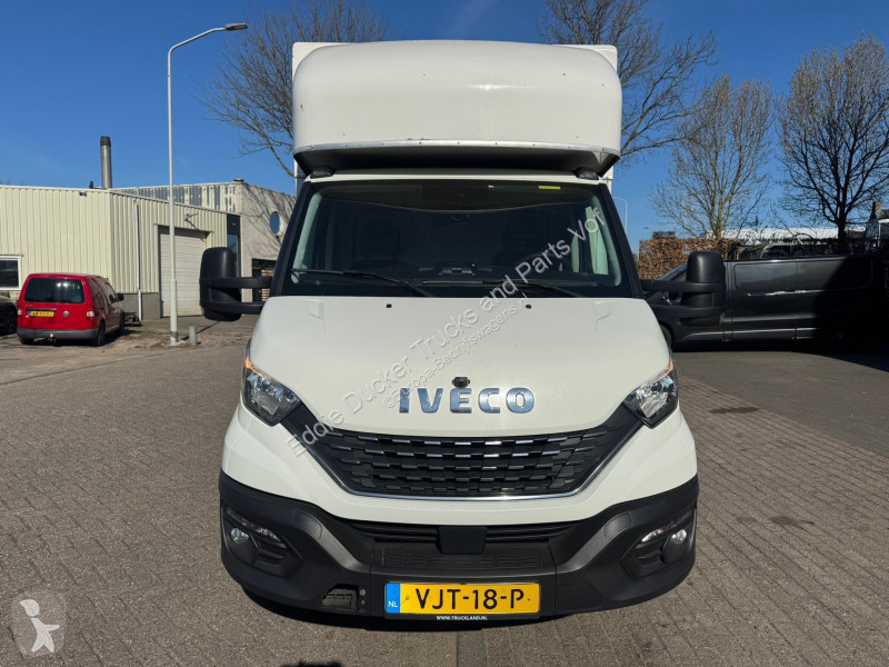 Autoutilitară Iveco 40-180 HI-MATIC EURO 6