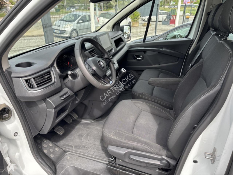 Varevogn Renault TRAFIC