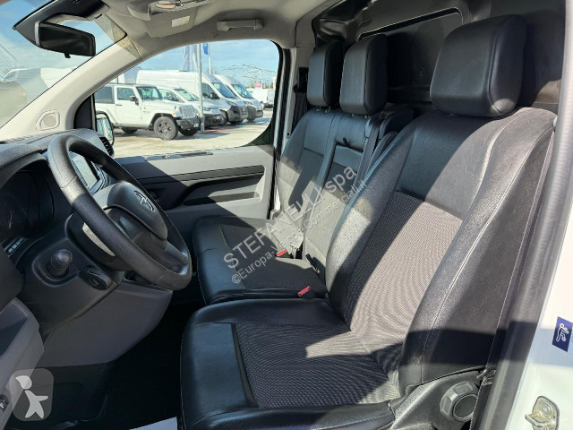 Autoutilitară Opel VIVARO ENJOY 2.0 120L3H1