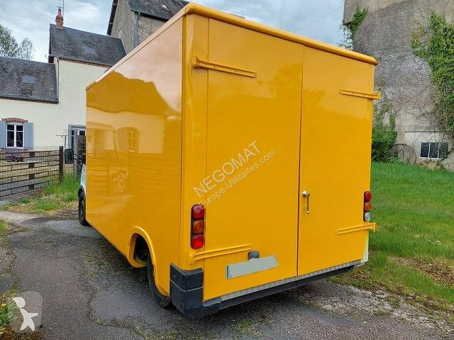 Véhicule utilitaire Renault