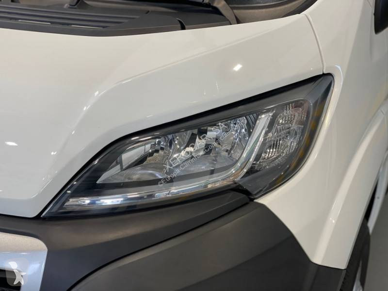Autoutilitară Peugeot