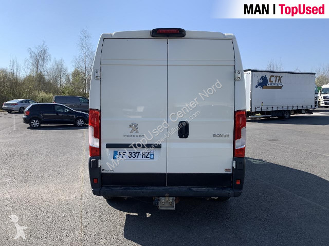Autoutilitară Peugeot BOXER