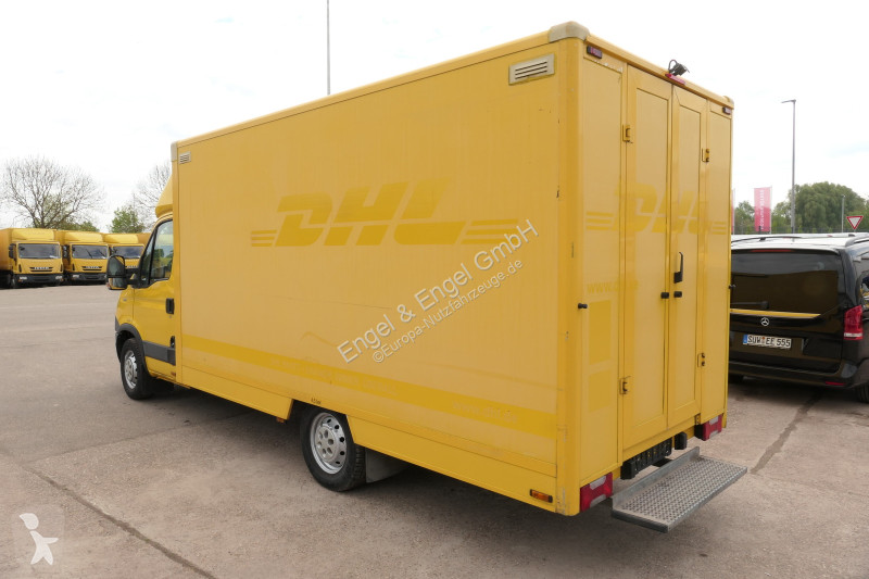 Autoutilitară Iveco Daily 35 S11 C30C AUTOMATIK...