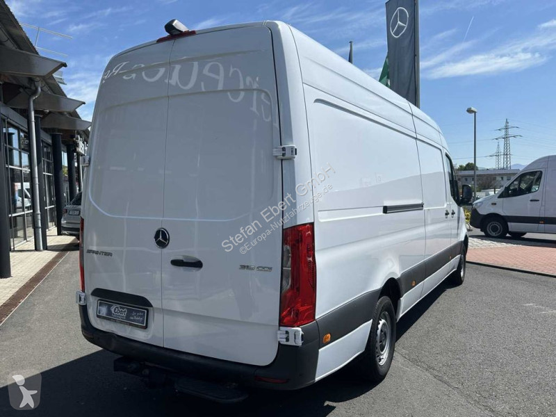 Véhicule utilitaire Mercedes 315 CDI 4325 9G...