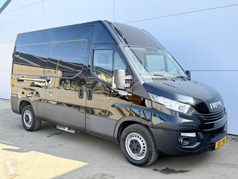 Nyttofordon Iveco 35S16 L2H2 Airco Cruise...