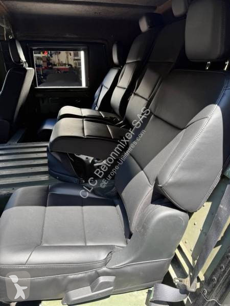 Véhicule utilitaire Hummer