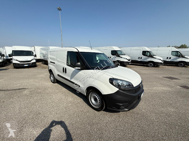 Furgoneta Fiat Doblo Cargo Maxi 1.6 mjt 105cv...