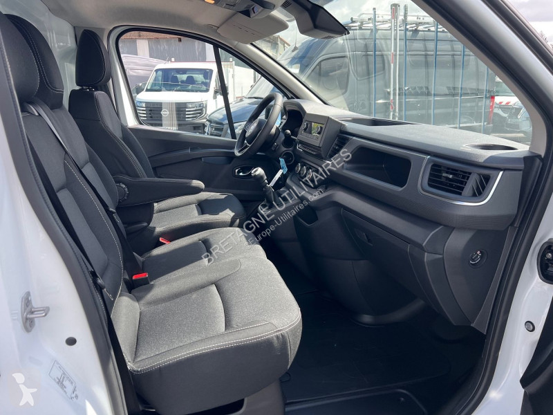 Véhicule utilitaire Nissan PRIMASTAR FG L2H1...
