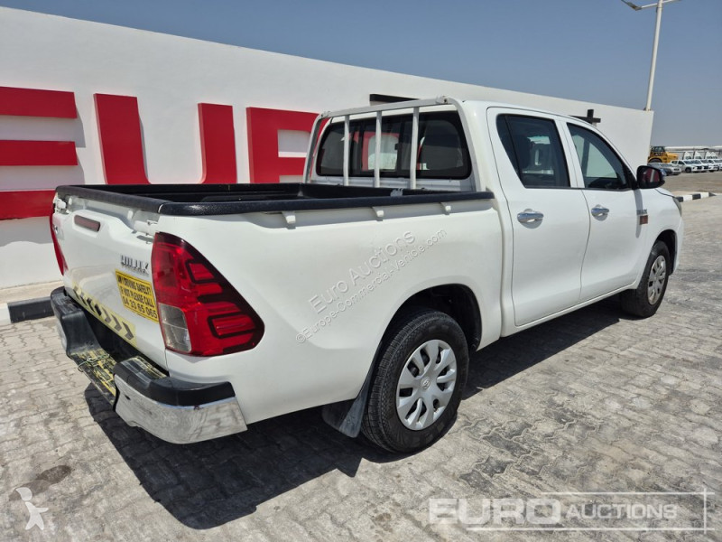 Véhicule utilitaire Toyota Hilux