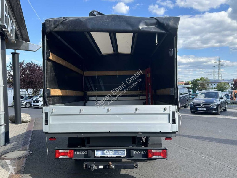 Furgoneta Iveco 35S14 Pritsche+Plane...