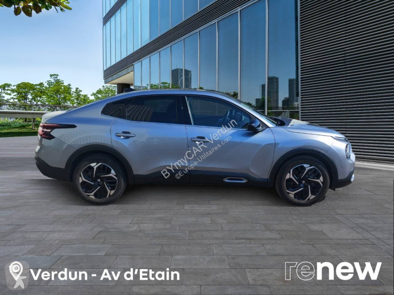 Veicolo commerciale Citroën C4 X PureTech 130...