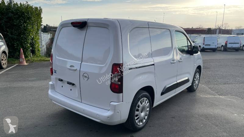 Véhicule utilitaire Opel