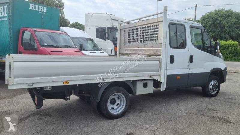 Autoutilitară Iveco