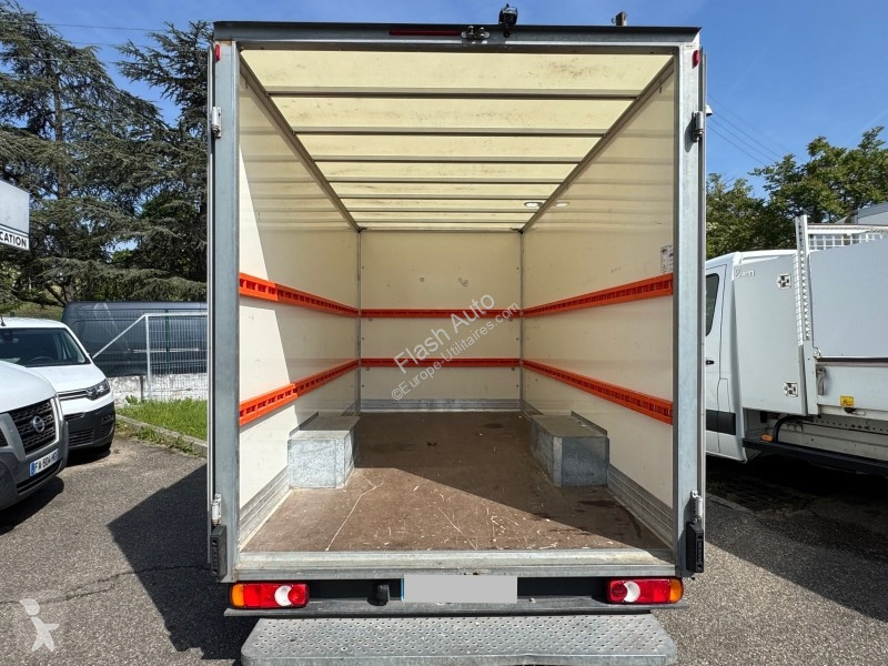 Autoutilitară Renault MASTER III 2.3 BLUE DCI...
