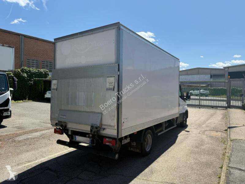 Véhicule utilitaire Iveco