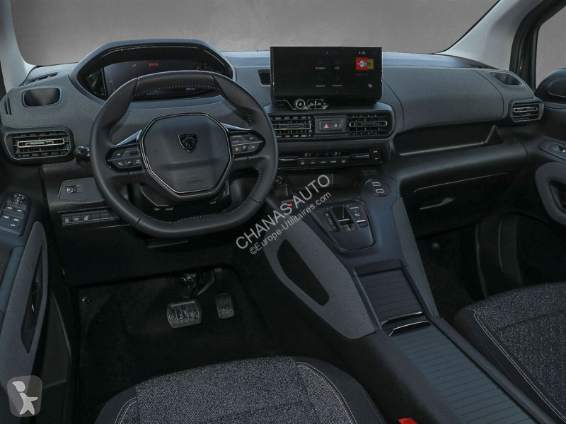 Autoutilitară Peugeot N1 1.5 BlueHDi 130 Allure...