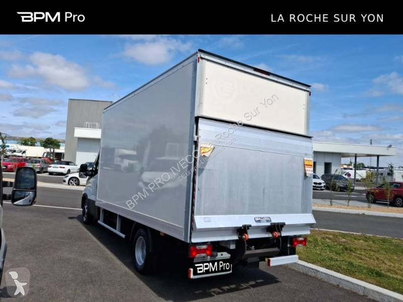 Furgoneta Iveco