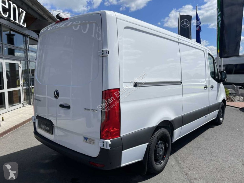Véhicule utilitaire Mercedes 315 CDI...