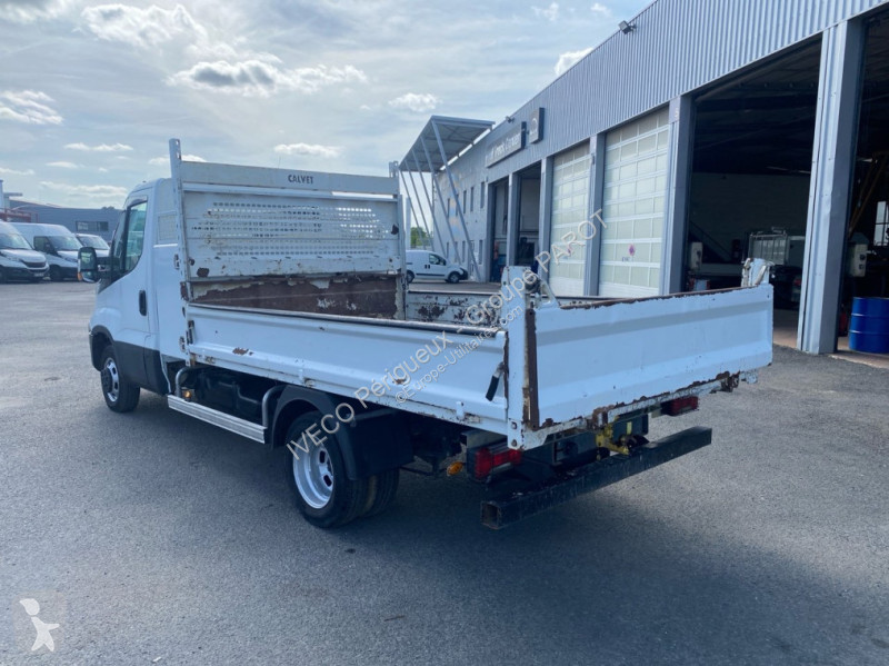 Veicolo commerciale Iveco 35C15H Empattement...