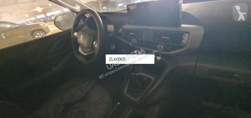 Véhicule utilitaire Peugeot LANDTREK