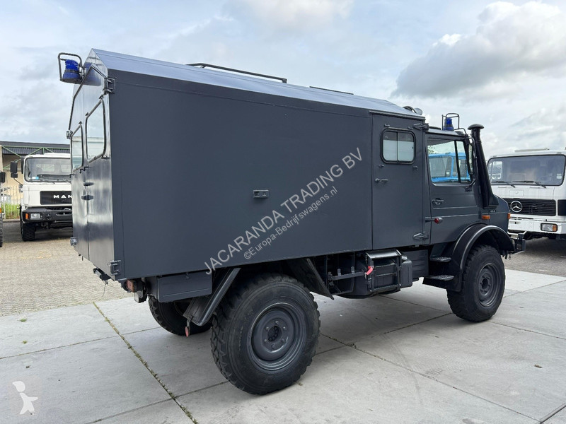 Véhicule utilitaire Unimog - EX ARMY - 4x4 435...